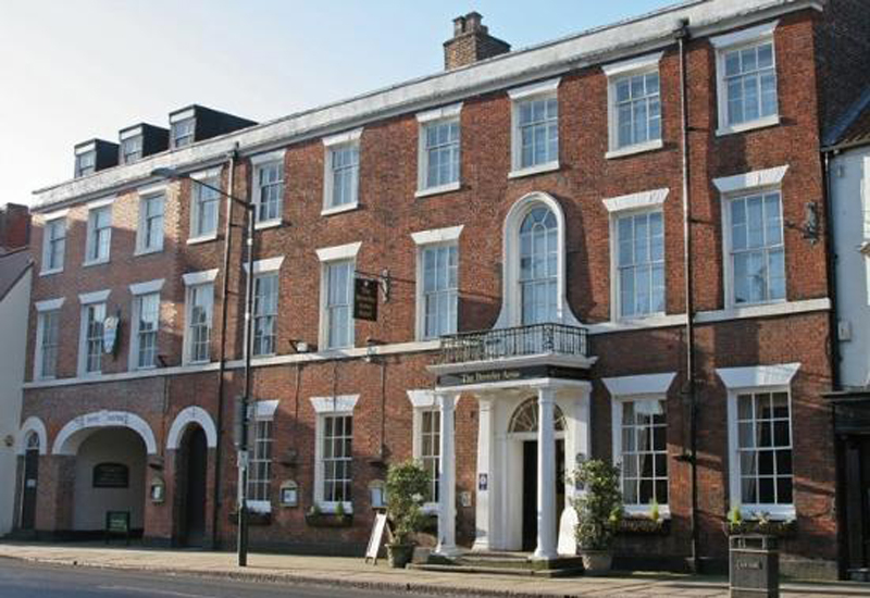 Insolvent hotel to rebrand as chic pub with rooms