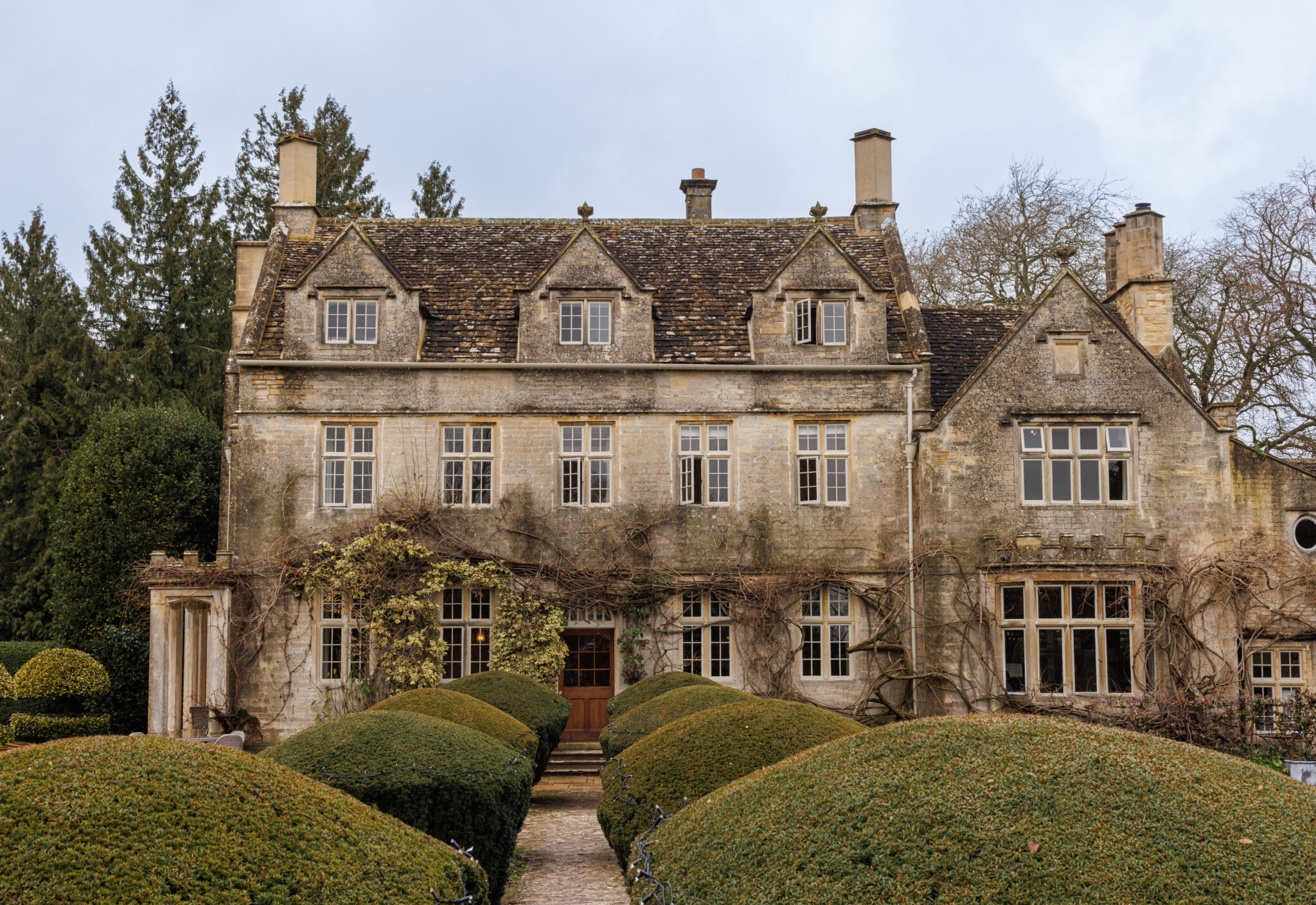 The Pig and The Village Pub to open at Barnsley House in 2024