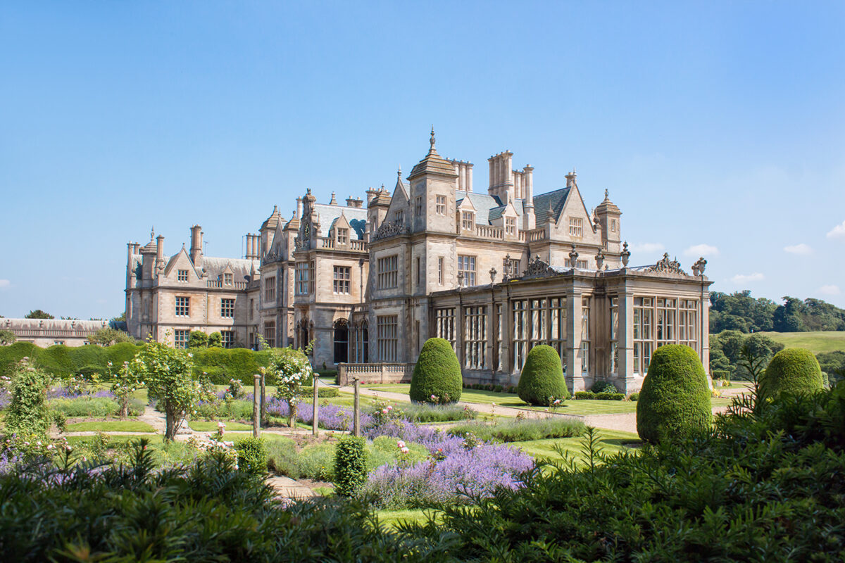 Stoke Rochford Hall hits market with £5m asking price